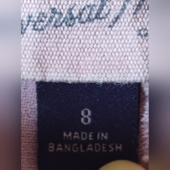 Universal Thread Women's Lavender High Rise Shorts | Size 8 - Picture 4 of 5